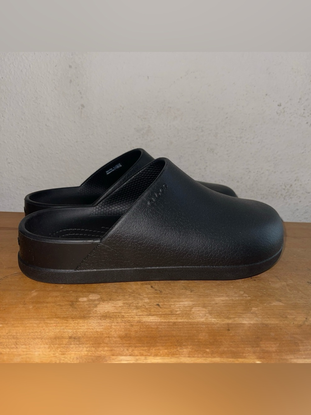 CROCS DYLAN CLOG BLACK SIZE 6 MEN’S SIZE 8 WOMEN'S